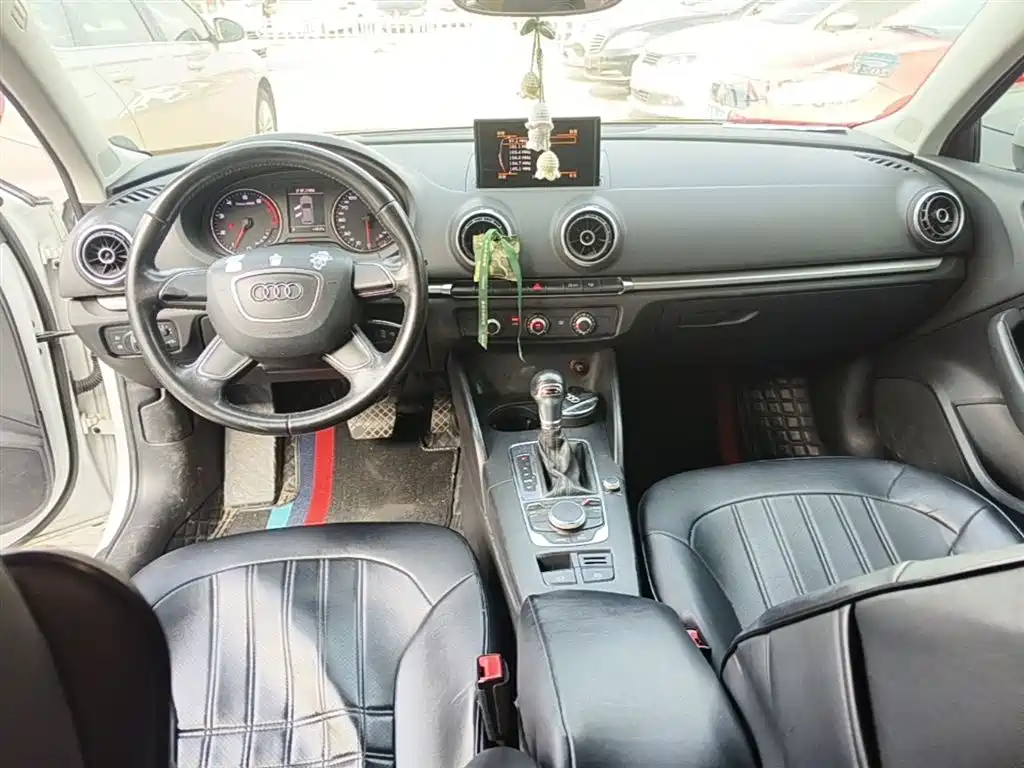 Audi A3 2014 Sportback 35 TFSI Automatic Progressive фото 10