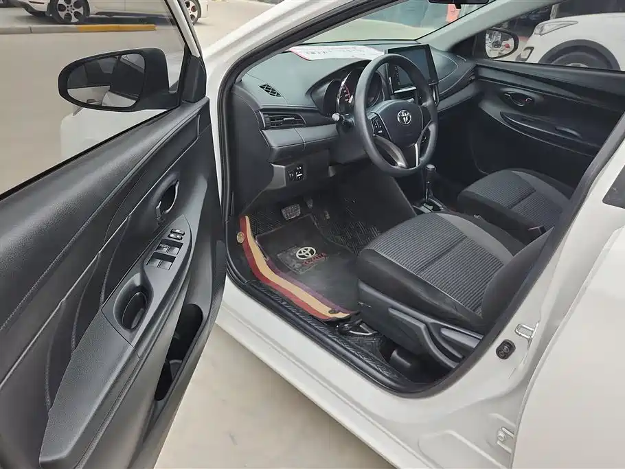 Toyota Vios 2022 1.5L CVT Venture CARE Edition фото 9