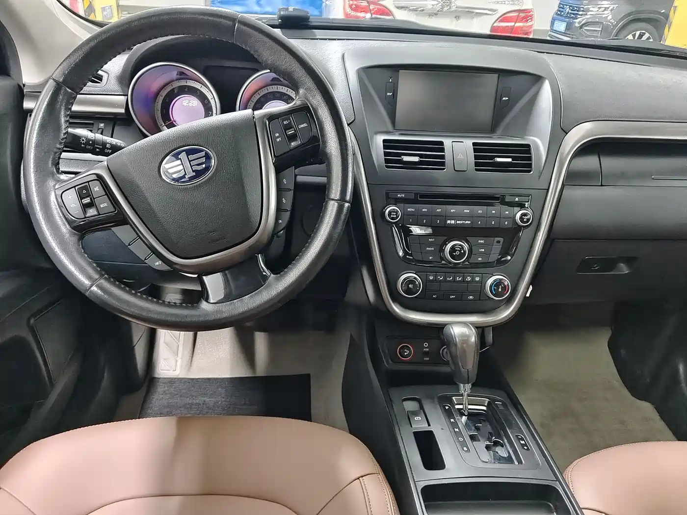 Besturn X80 2015 2015 2.0L Automatic Comfort Anniversary Edition