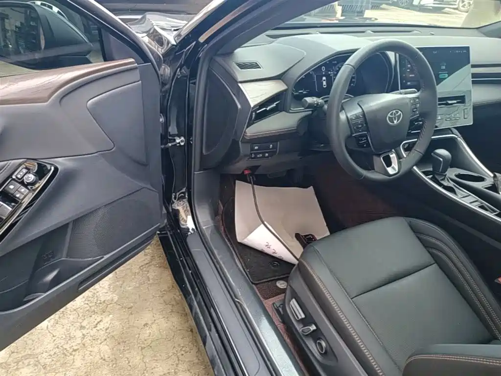 Toyota Avalon 2024 Hybrid 2.0L Luxury Edition фото 16