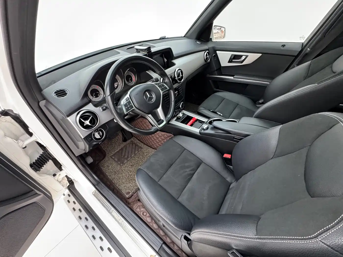 Mercedes-Benz GLK-Class 2015 GLK 300 4MATIC Fashion Ultimate Edition фото 9