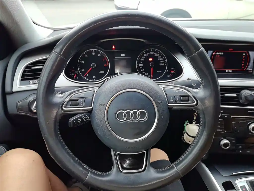 Audi A4L 2015 35 TFSI Auto Standard фото 11