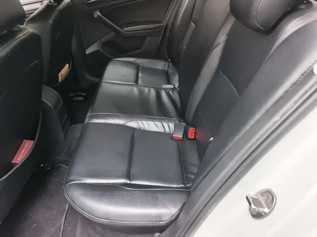 Volkswagen Bora 2016 Model 1.6L Automatic Fashion фото 18