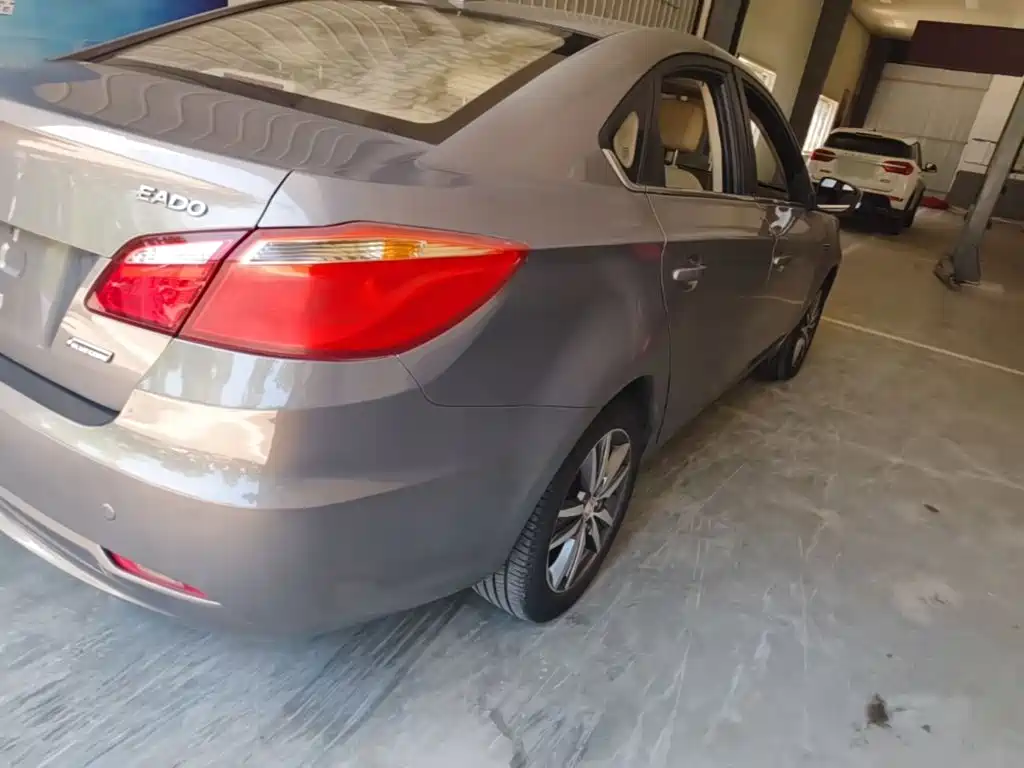 Changan Eado 2015 2015 1.6L Manual Luxury China V