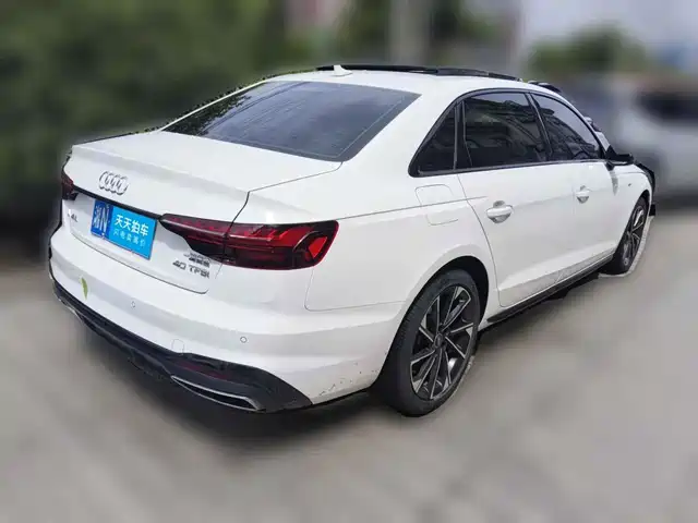 Audi A4L 2023 40 TFSI Luxury Sport — фото 2