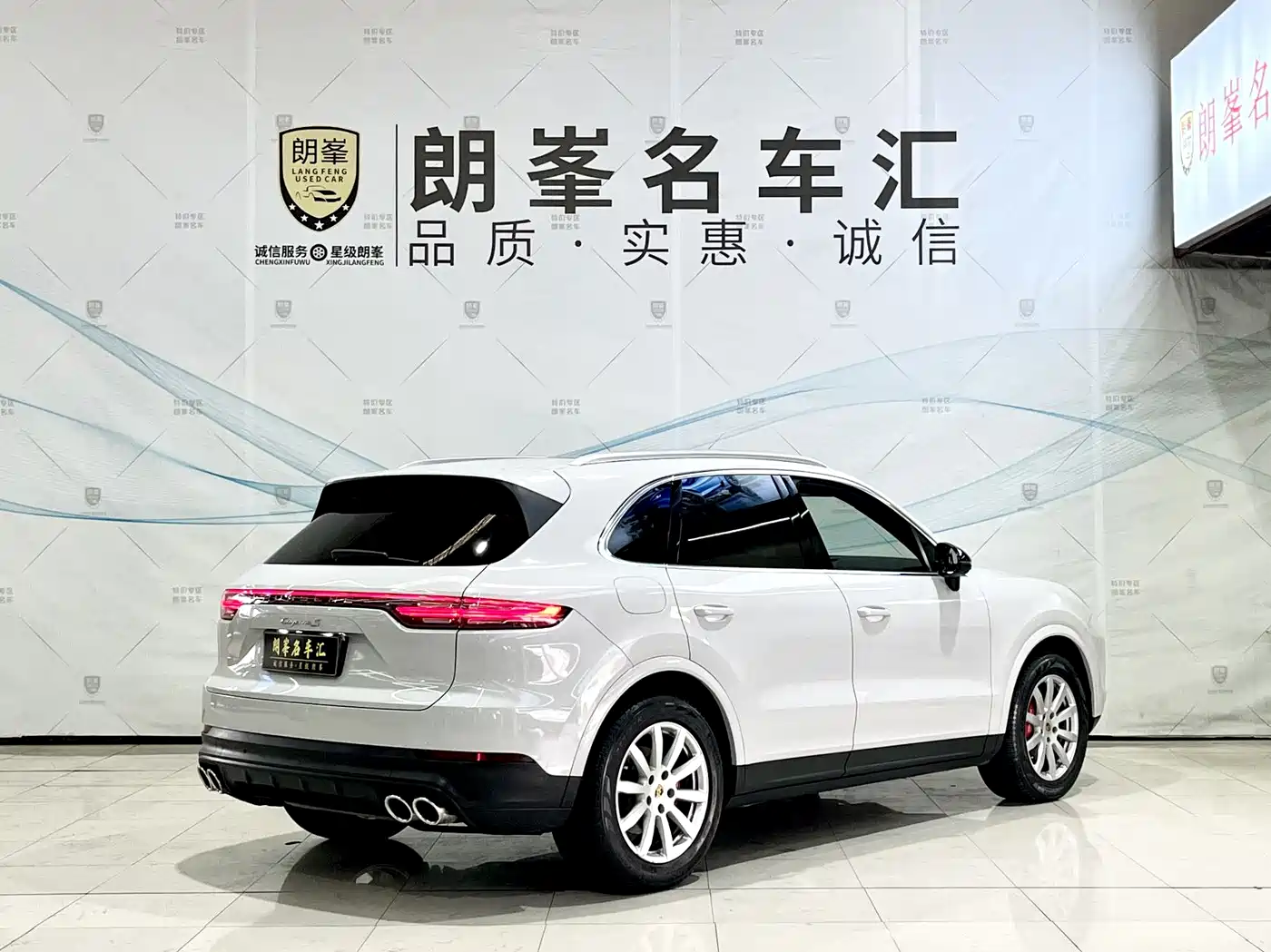 Porsche Cayenne 2018 Cayenne 3.0T фото 4