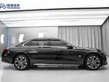 صورة 4 - Mercedes-Benz E-Class
