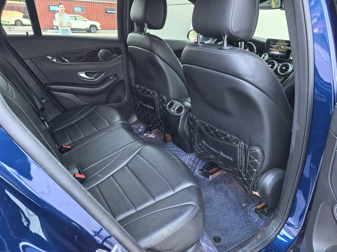 Mercedes-Benz GLC 2018 GLC 260 4MATIC Luxury фото 11
