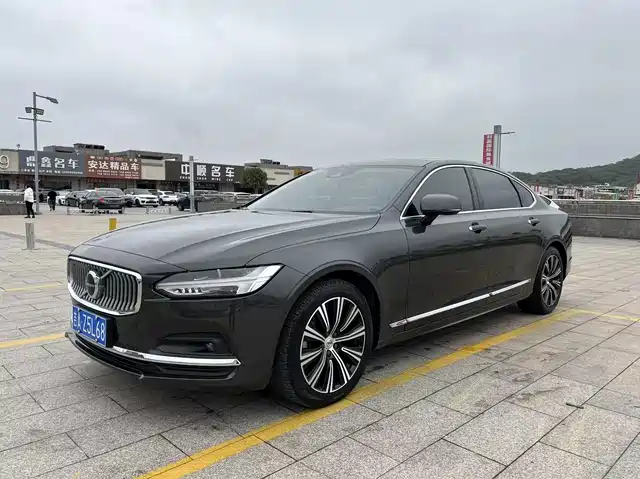 Volvo S90 B5, Смарт Люкс
