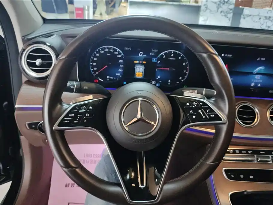 Mercedes-Benz E-Class 2022 E 300 L Luxury фото 15