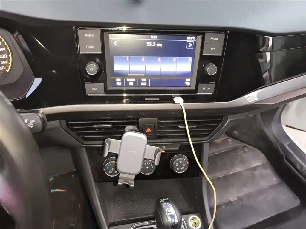 Volkswagen Bora 2020 1.5L Automatic Comfort фото 9