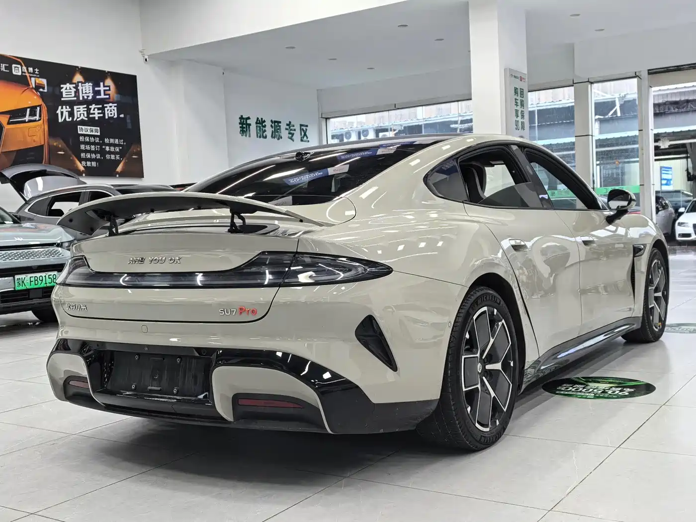 XIAOMI CAR XIAOMI SU7