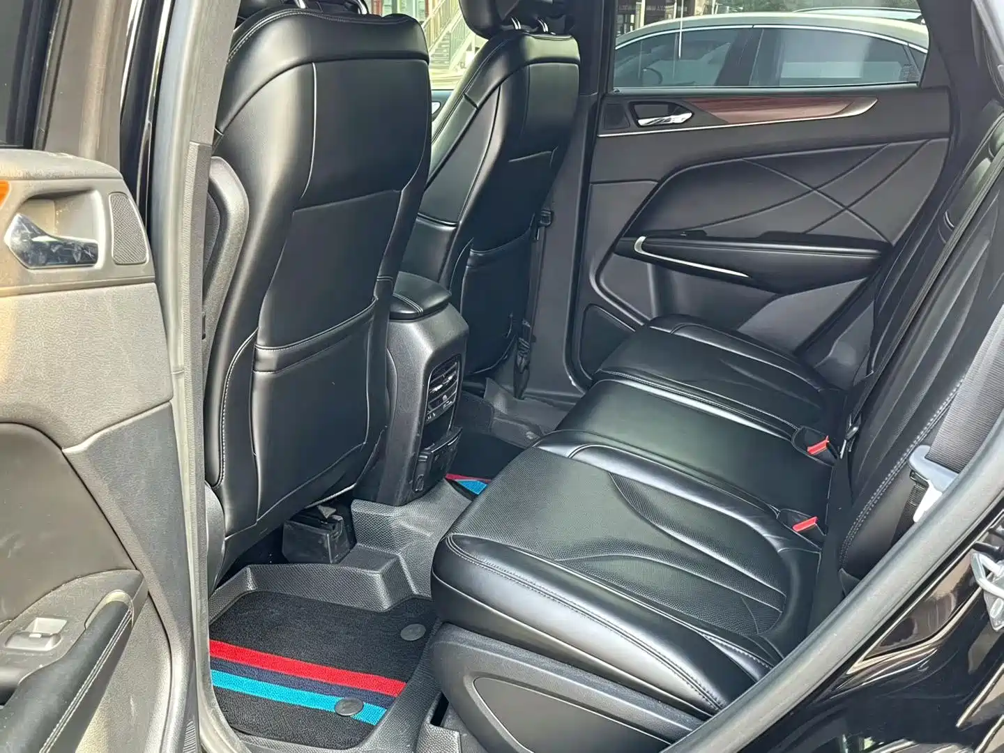 Photo 6 - Lincoln MKC