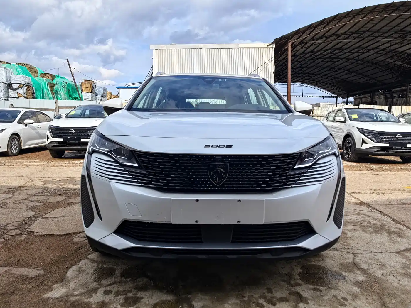 Peugeot 5008 фото 2