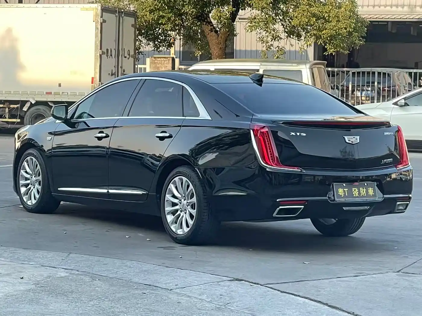 Cadillac XTS 2018 28T Technology фото 8