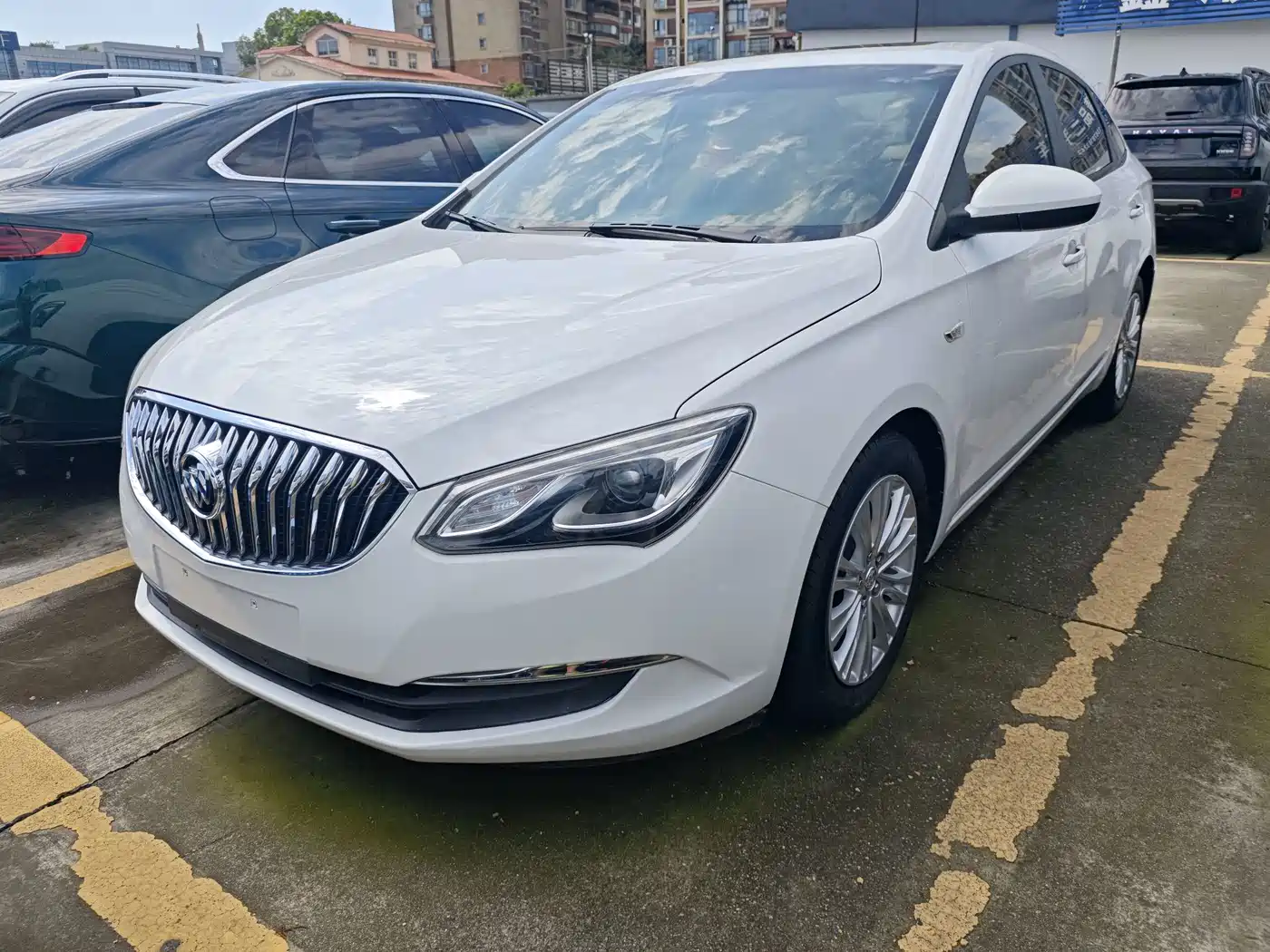 Фото 1 - Buick Excelle