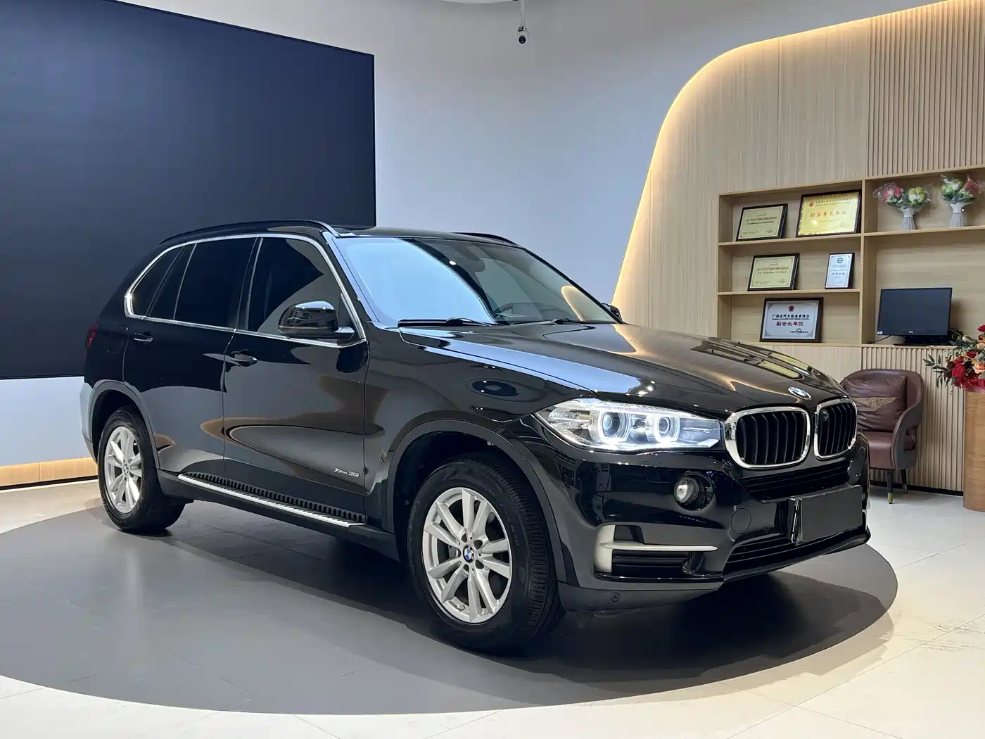 BMW X5 (Import) 2015 xDrive28i фото 2