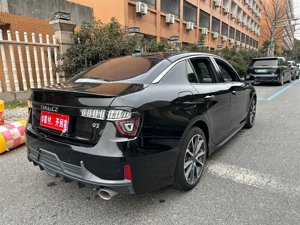 Lynk & Co 03 2019 1.5TD DCT Power Edition China VI фото 7