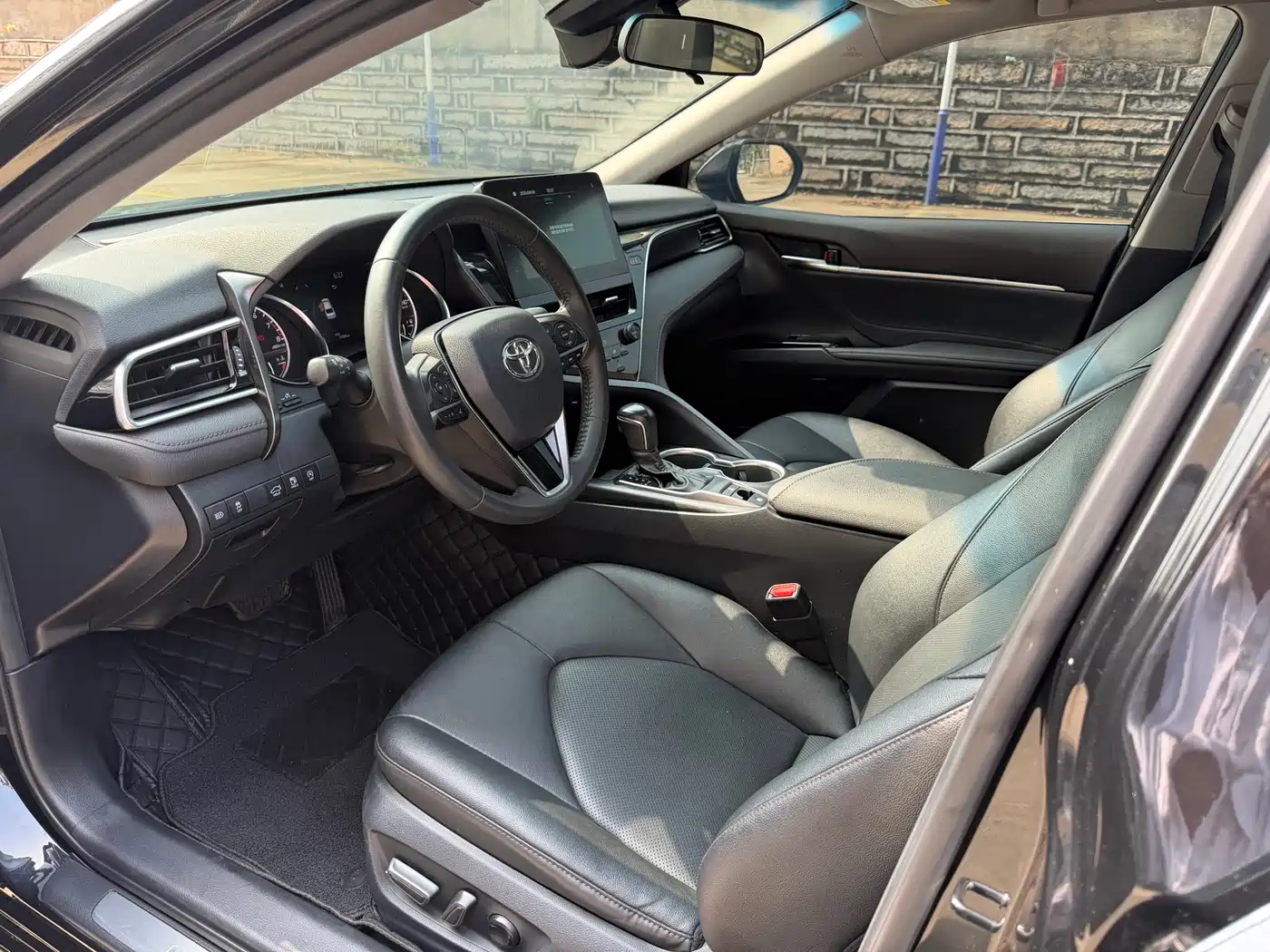 Toyota Camry 2021 2.0G Luxury Edition фото 4