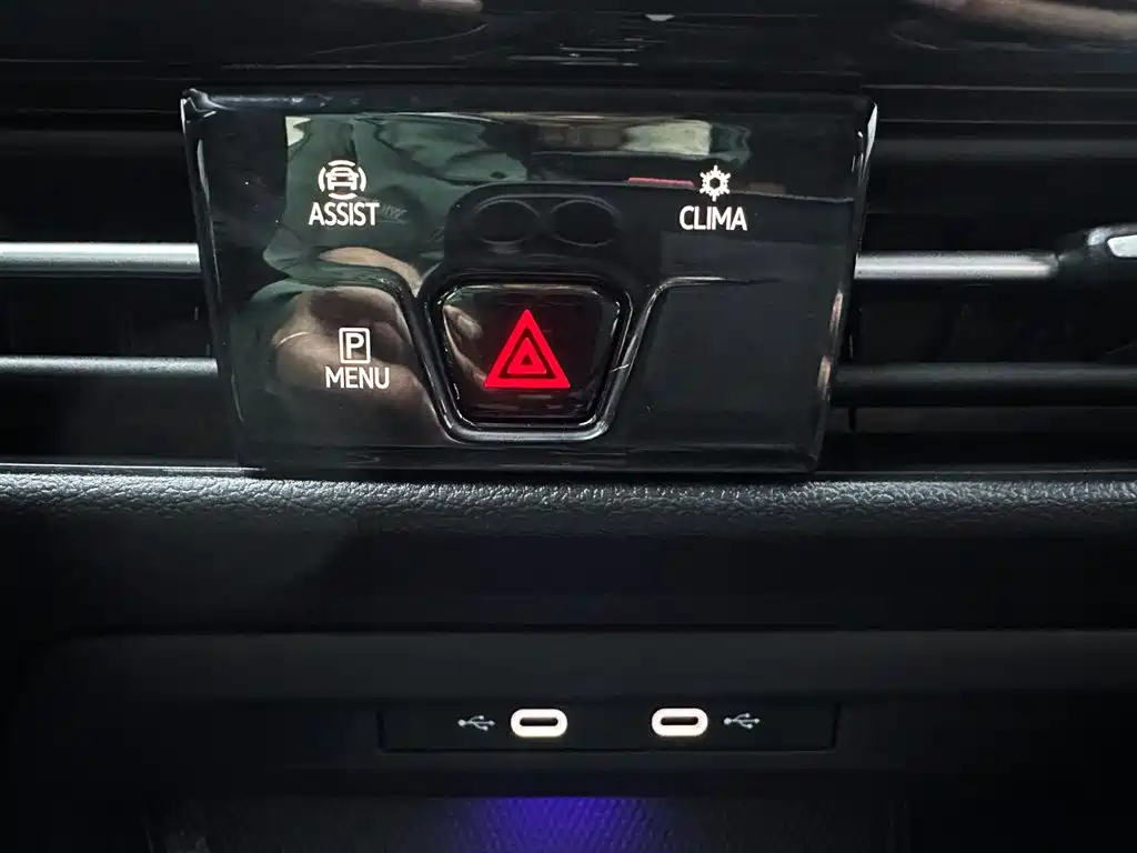 Volkswagen Golf 2021 280TSI DSG R-Line фото 14