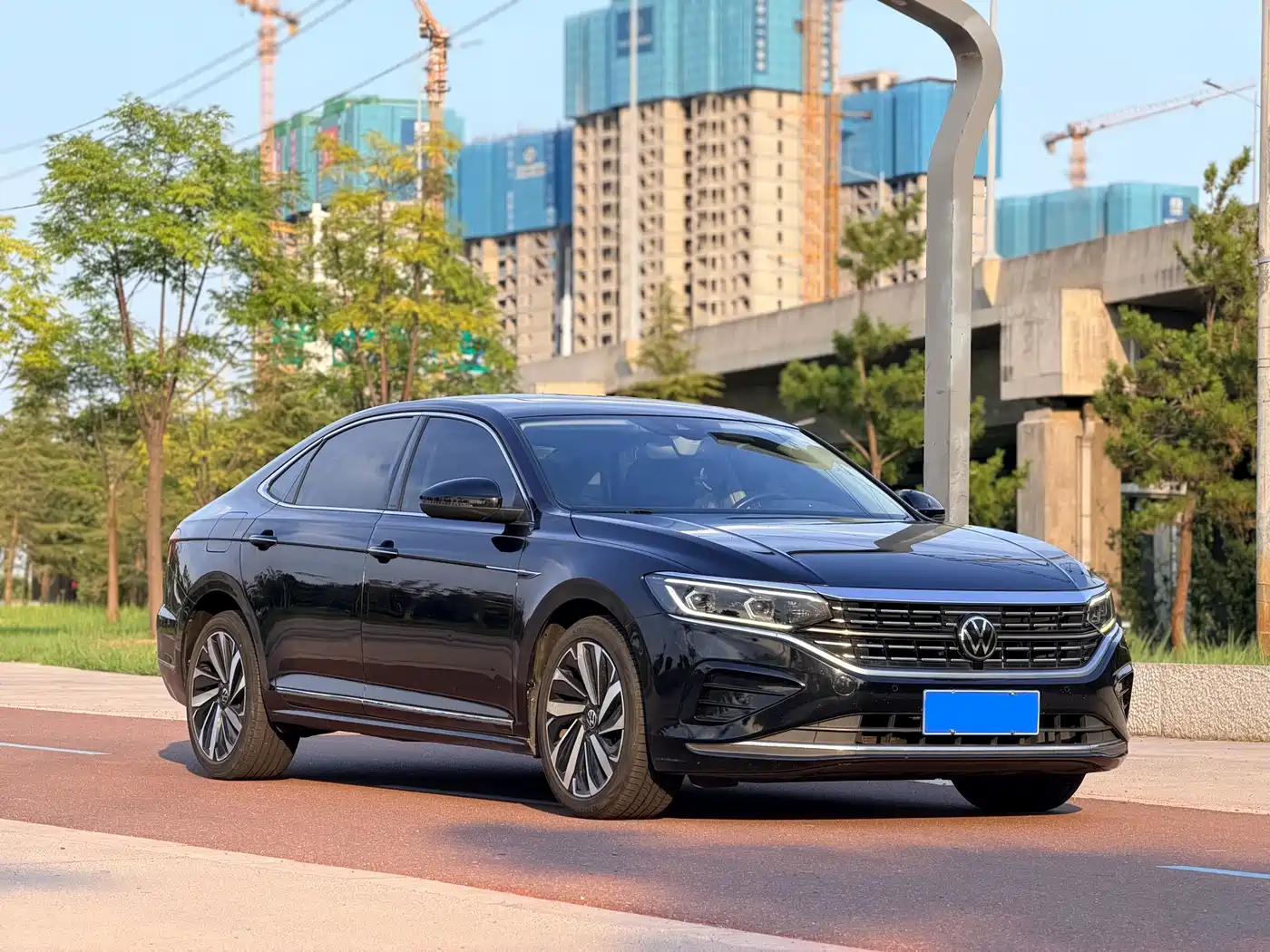 Фото 3 - Volkswagen Passat