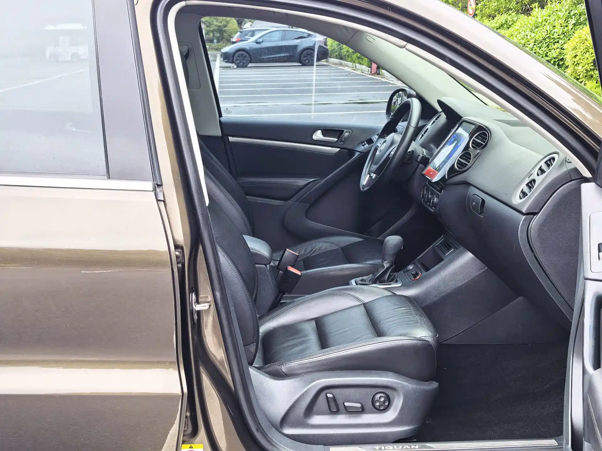 Фото 12 - Volkswagen Tiguan