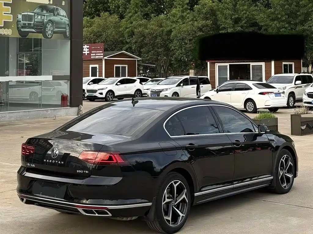 Volkswagen Magotan 2023 Model 2 Million Commemorative Edition 330TSI DSG Luxury фото 6