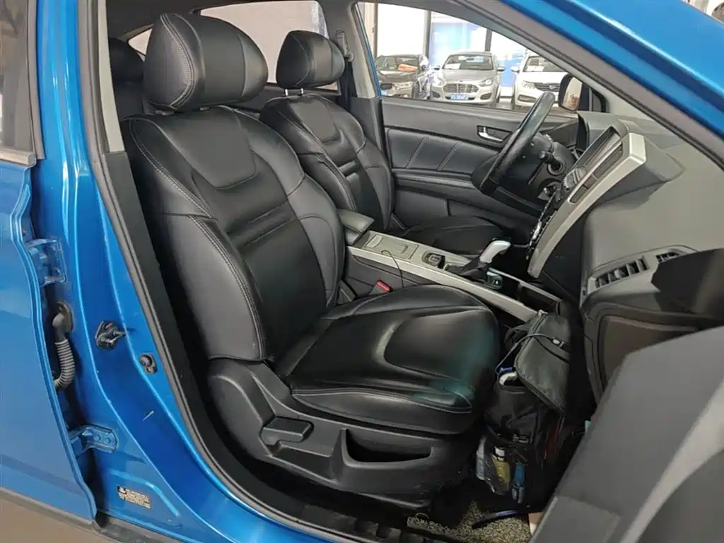 Luxgen U6 SUV 2016 2016 1.8T Fashion Value