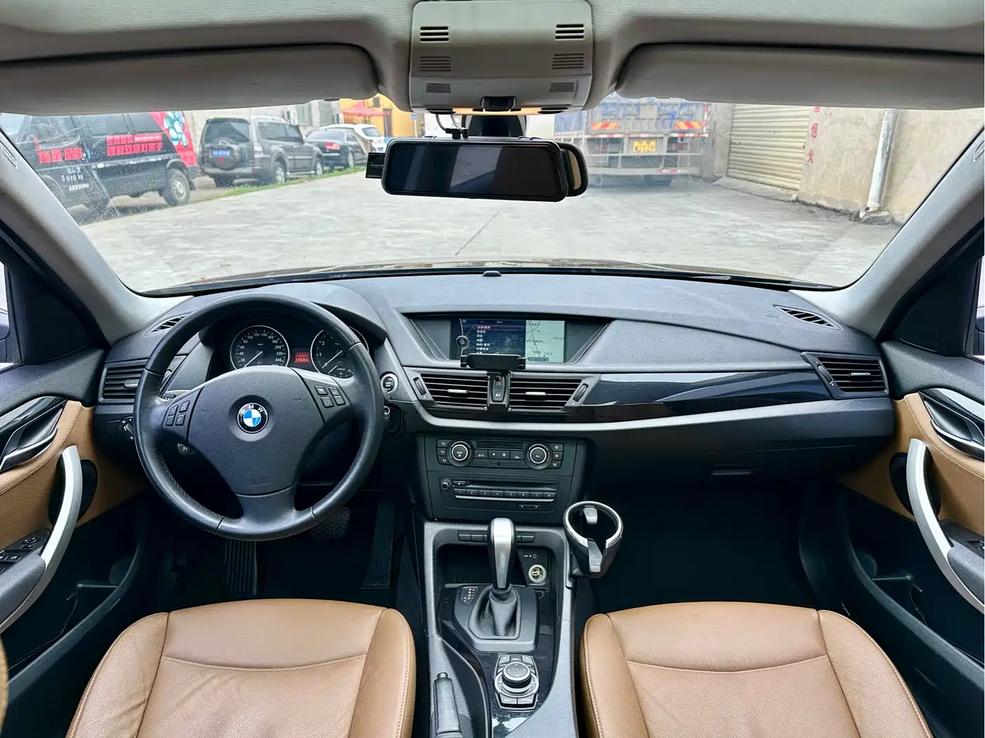 BMW X1 (Import) 2012 xDrive20i фото 12