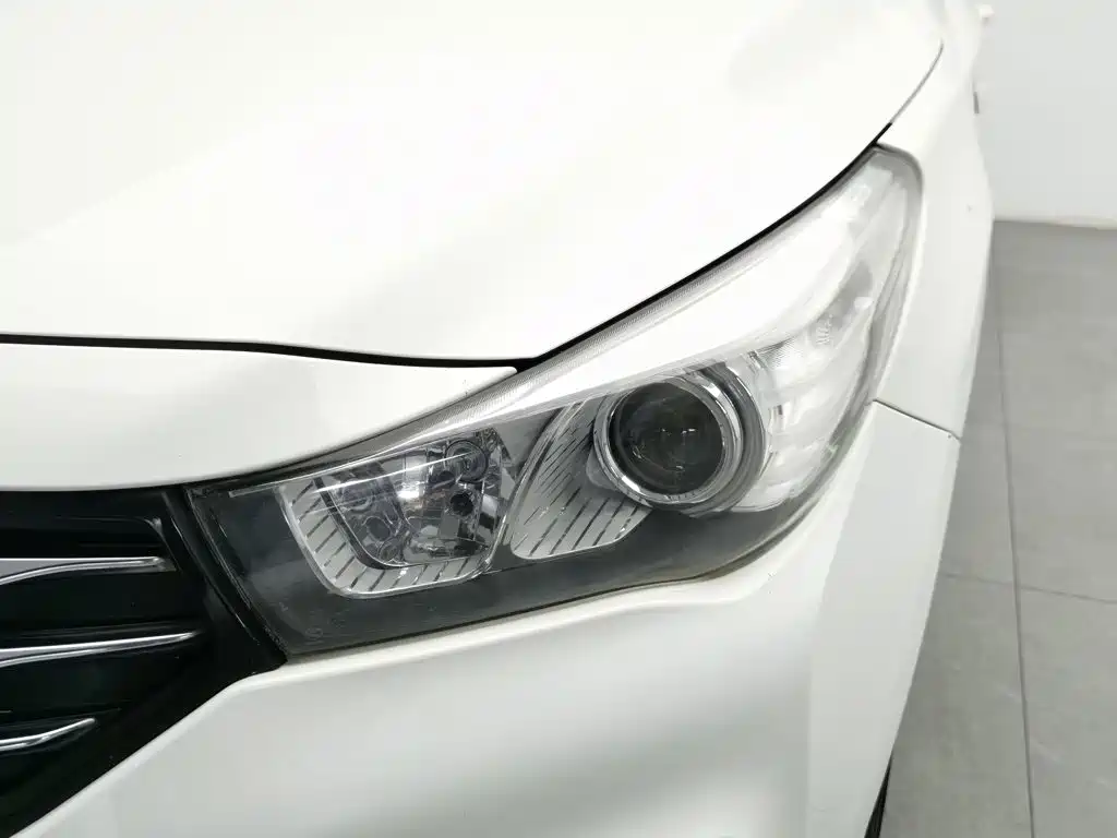 GAC Trumpchi Trumpchi GA3S Vision 2014 2014 1.6L Automatic Luxury ESP Edition