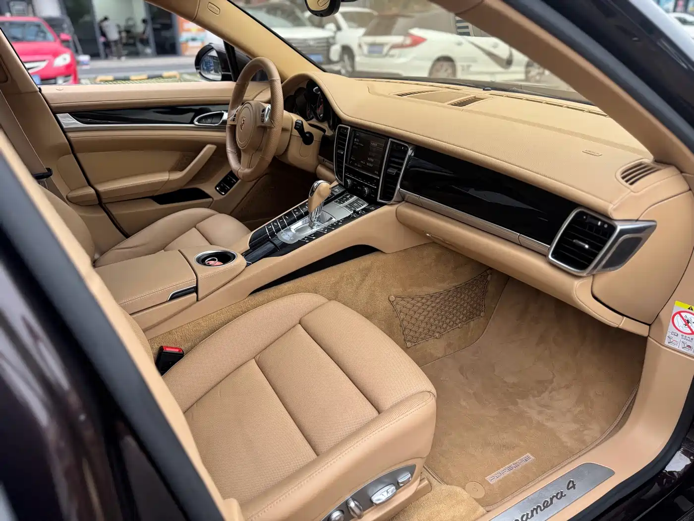 Porsche Panamera 2014 Panamera 4 Executive 3.0T фото 9