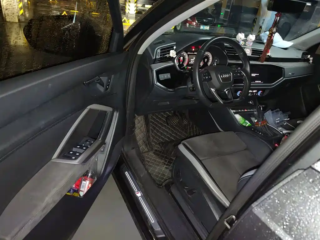 Audi Q3 2023 35 TFSI Fashion Dynamic (1.4T) фото 14