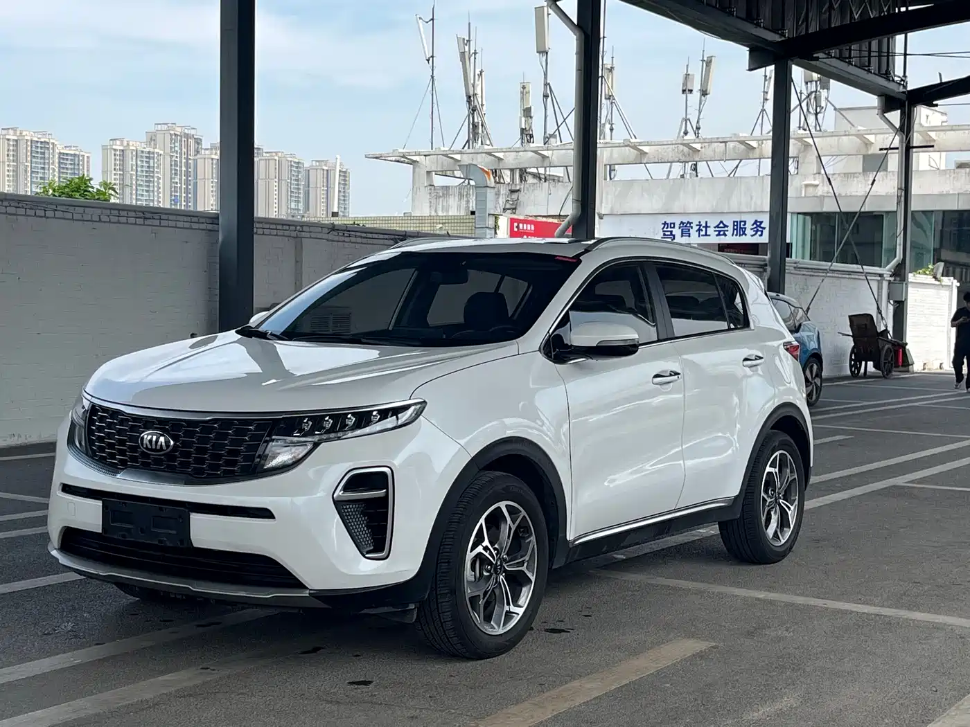 KIA KX5