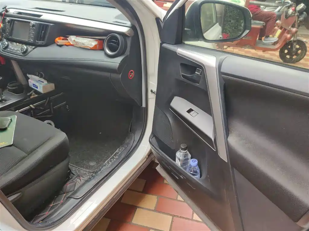 Toyota RAV4 Rongfang 2019 2.0L CVT 2WD Trend Edition China VI фото 20