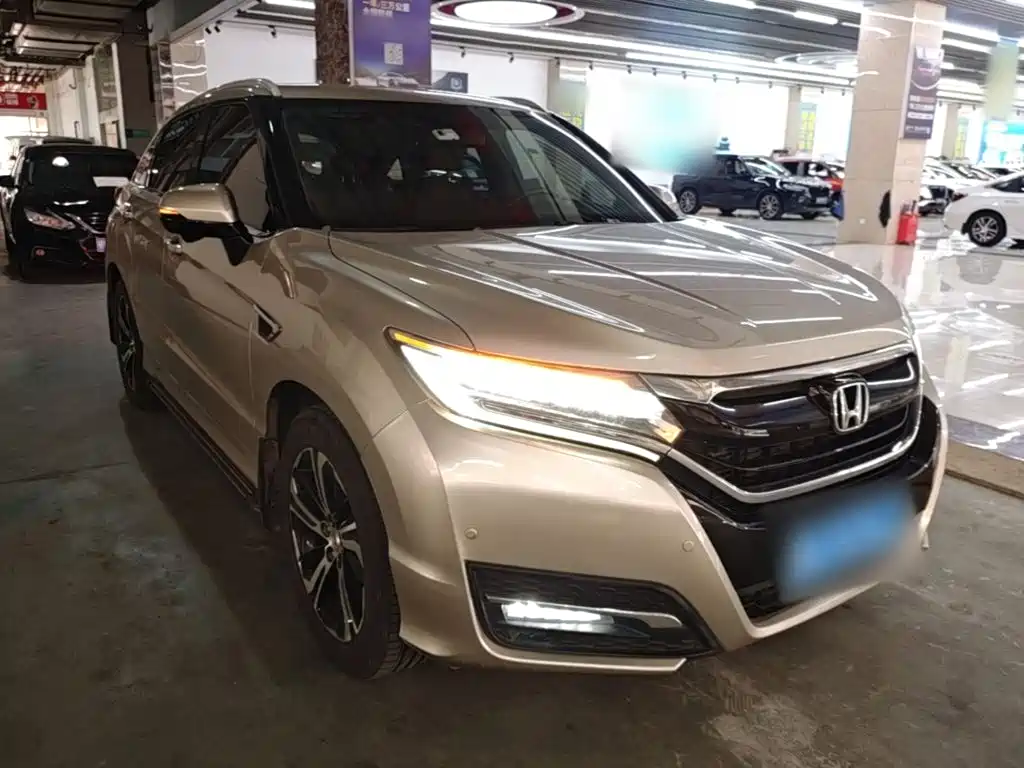 Honda UR-V 2017 2017 370TURBO 2WD Premium Edition China V