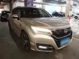 Фото 4 - Honda UR-V