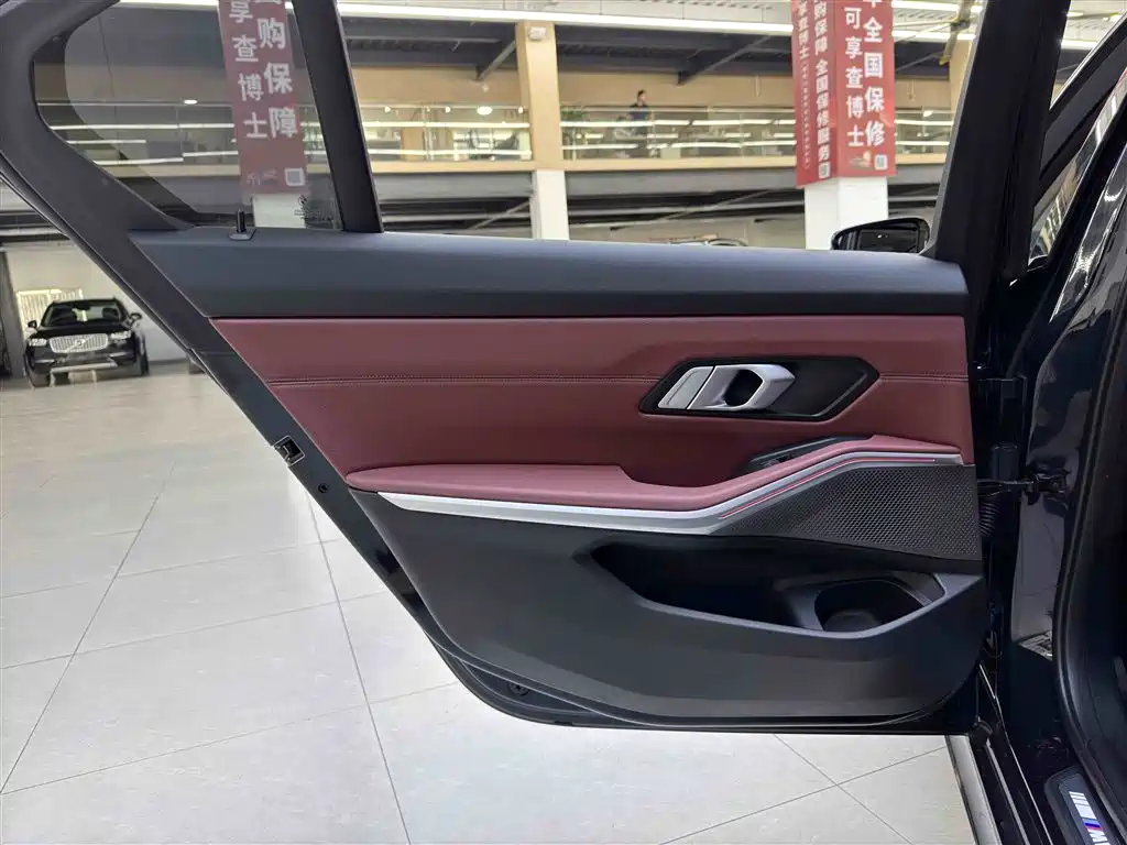 BMW 3 Series 2023 325Li M Sport Package фото 13