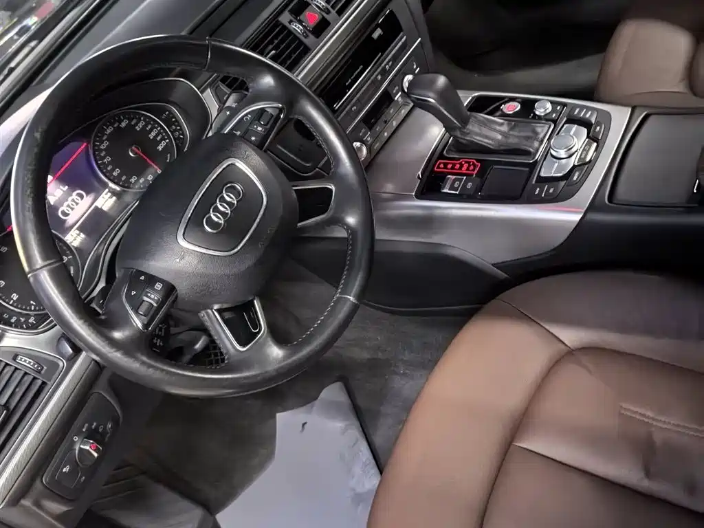 Audi A6L 2018 30th Anniversary 35 TFSI Fashion фото 6