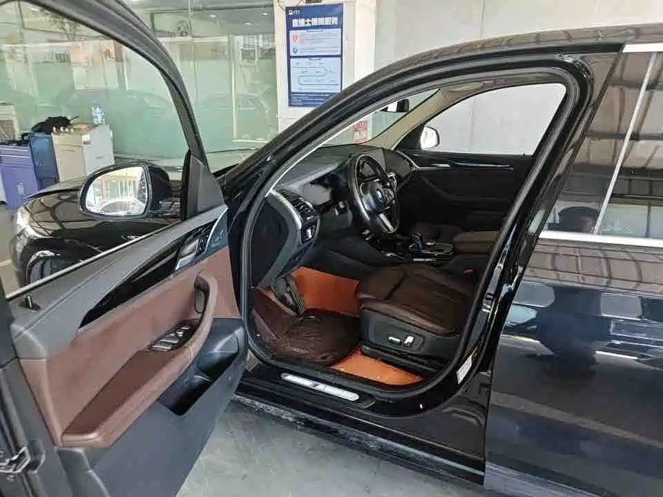 Фото 5 - BMW iX3
