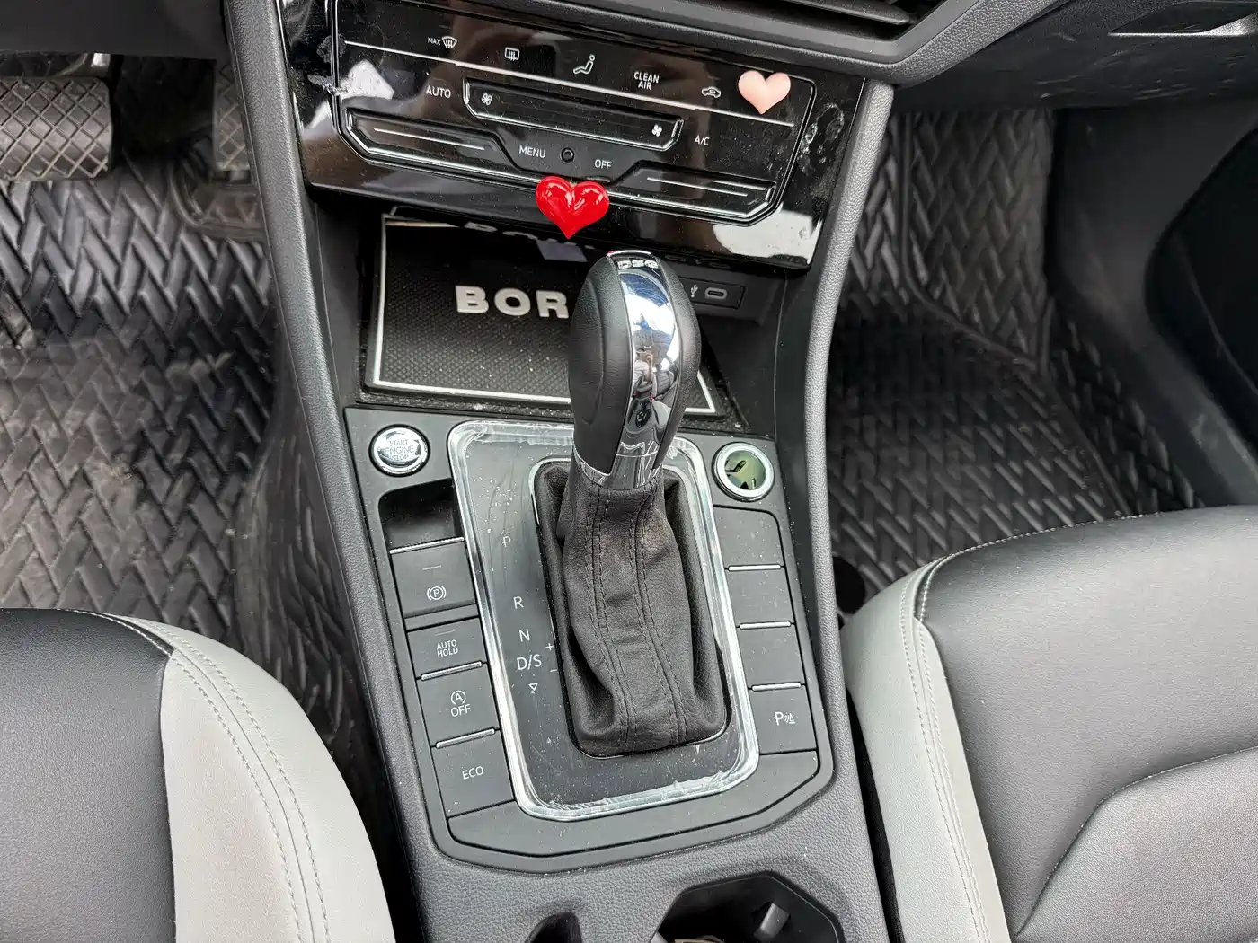 Volkswagen Bora 2023 300TSI DSG Premium Edition фото 10