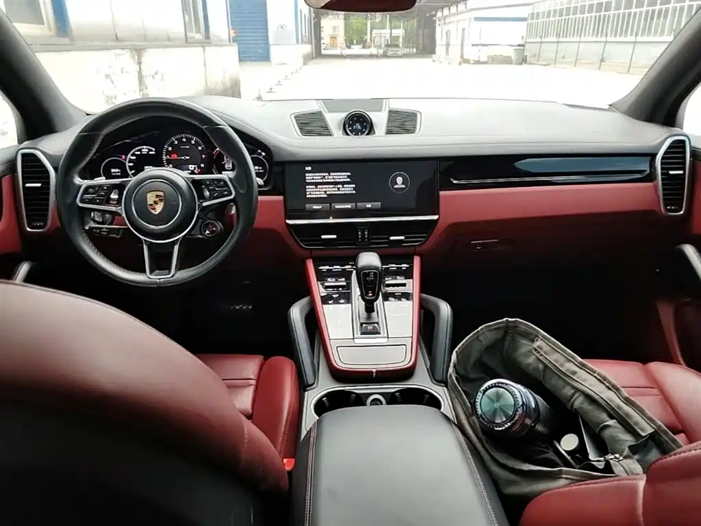 Porsche Cayenne New Energy 2023 Cayenne E-Hybrid 2.0T фото 10