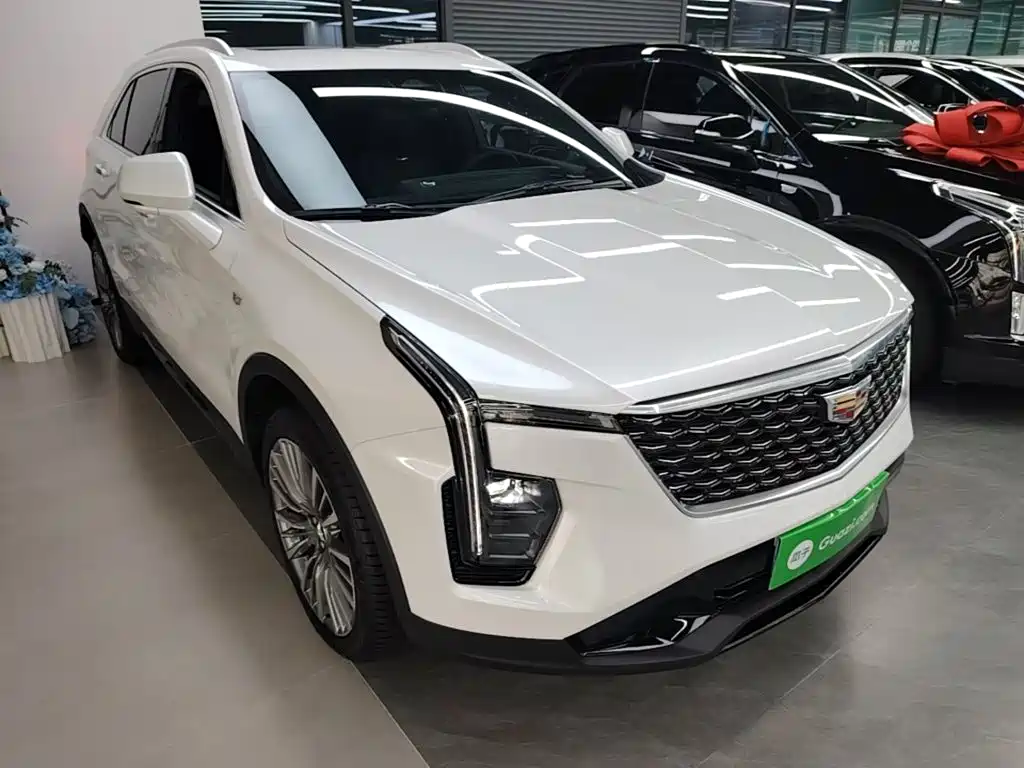 2025 Cadillac XT4
