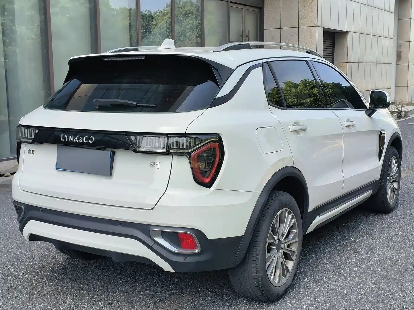Lynk & Co 01 2017 2.0T 2WD Pro Version фото 8