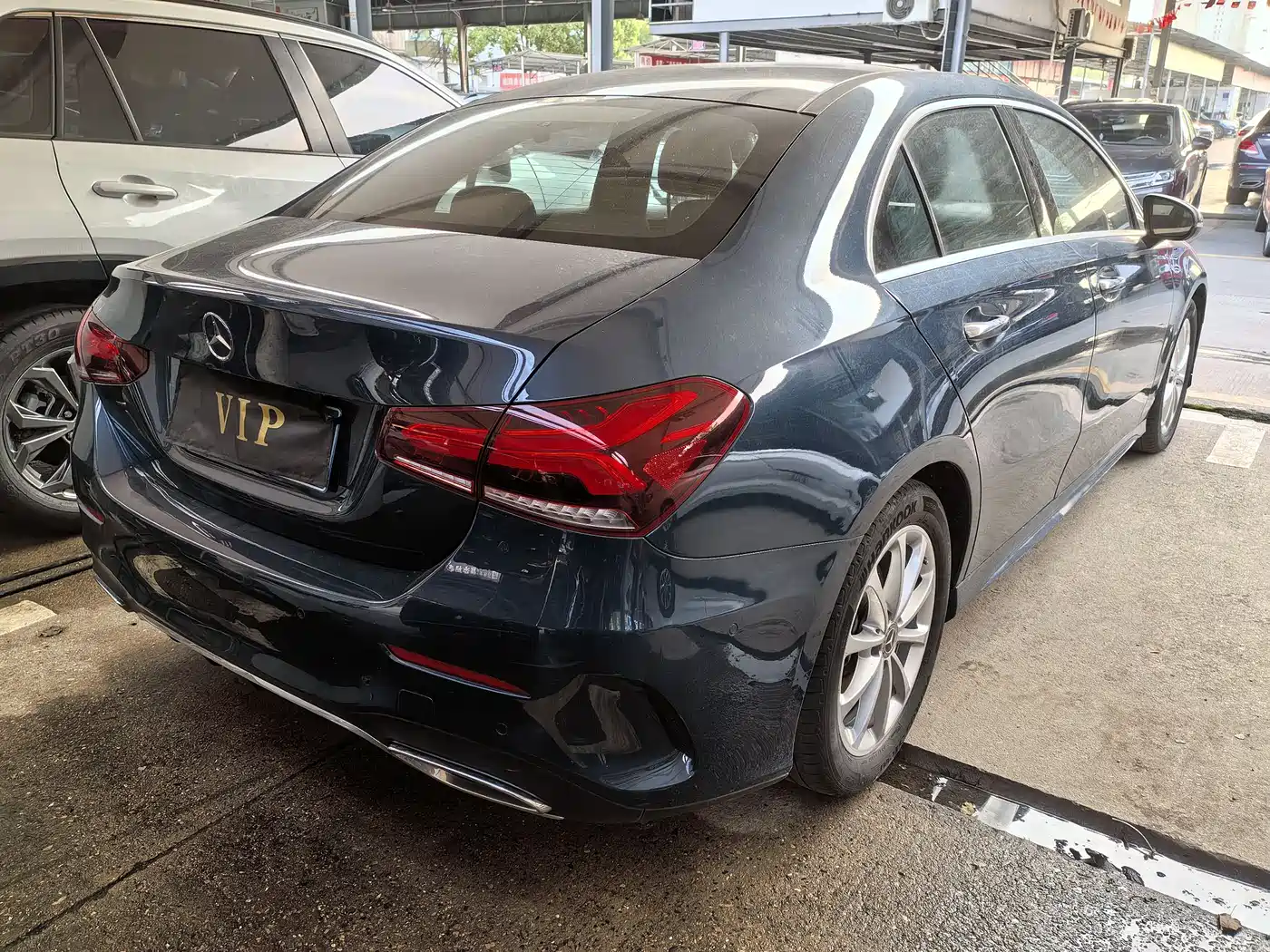 Mercedes-Benz A-Class 2019 A 200 L Sport Sedan фото 6