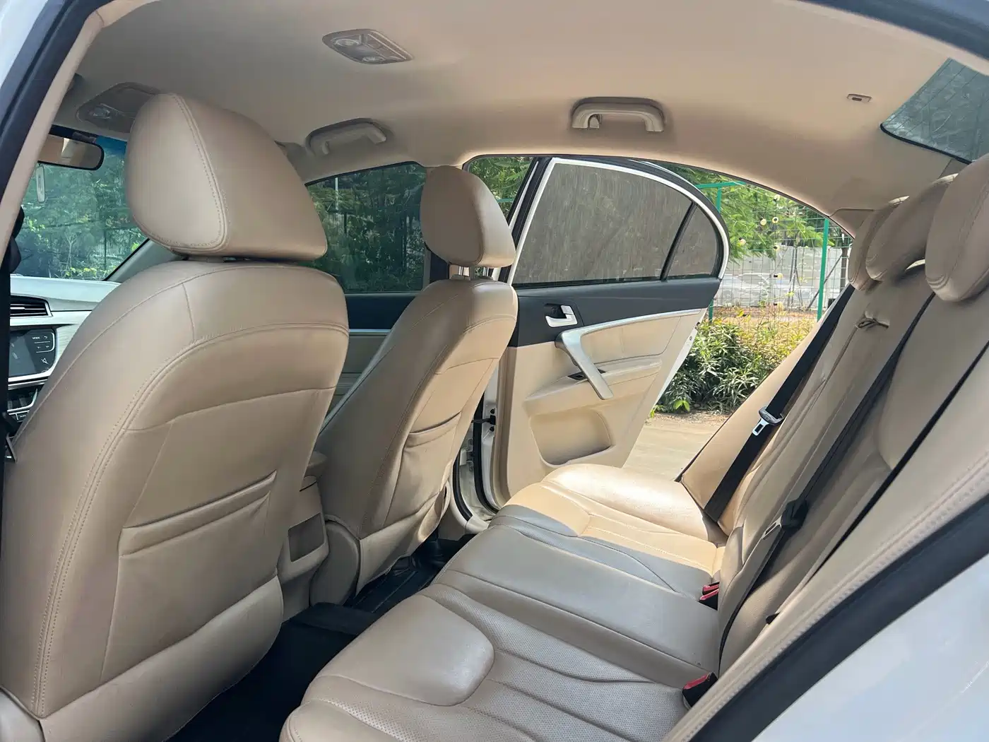 Photo 6 - Geely Emgrand