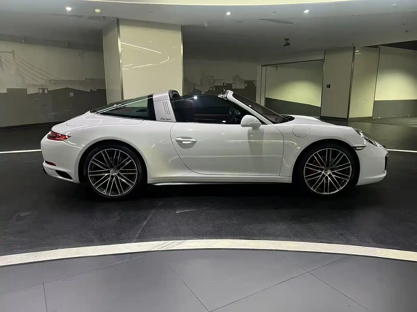 Porsche 911 2016 Targa 4 3.0T фото 4