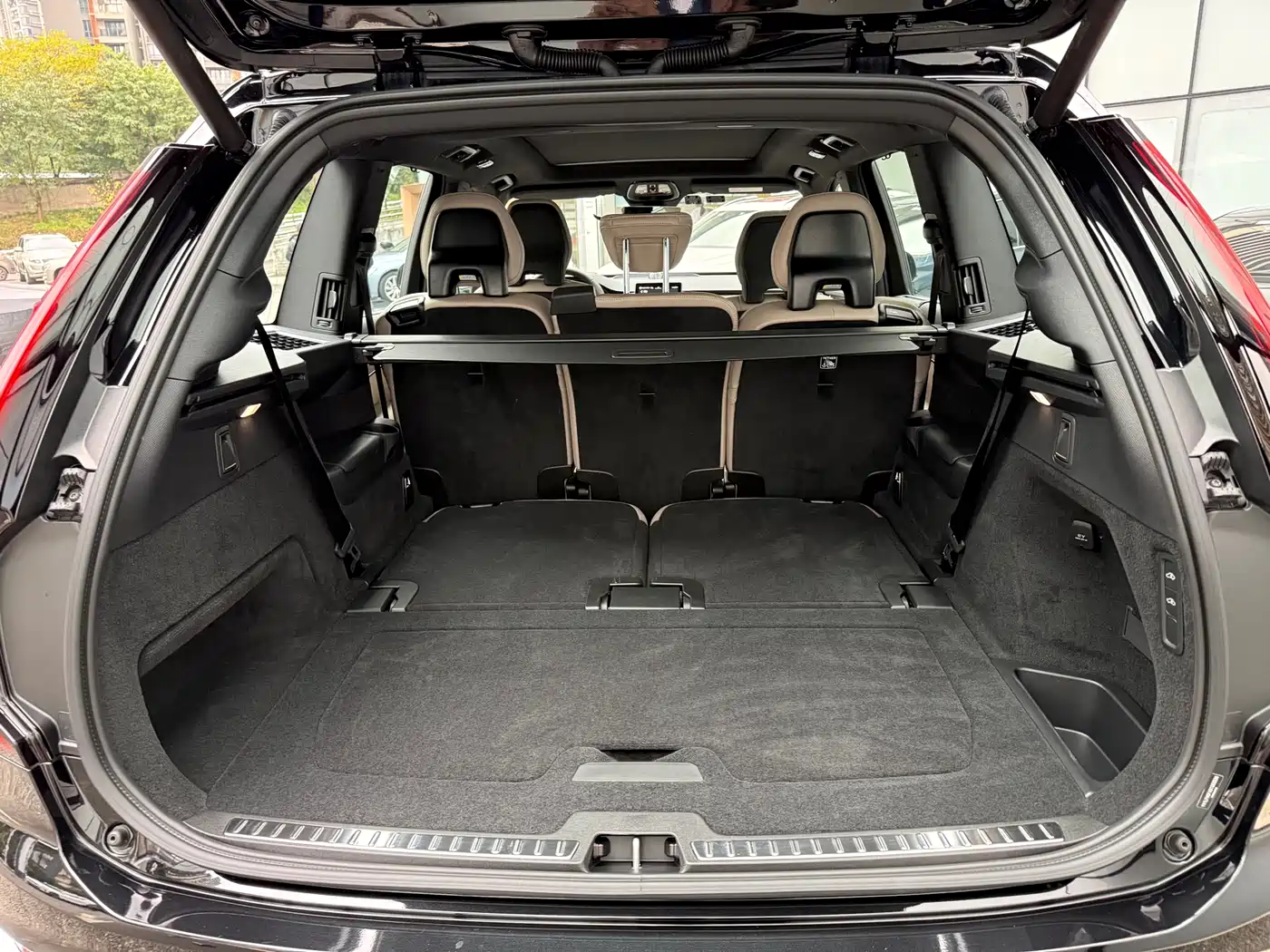 VOLVO XC90 PLUG IN HYBRID