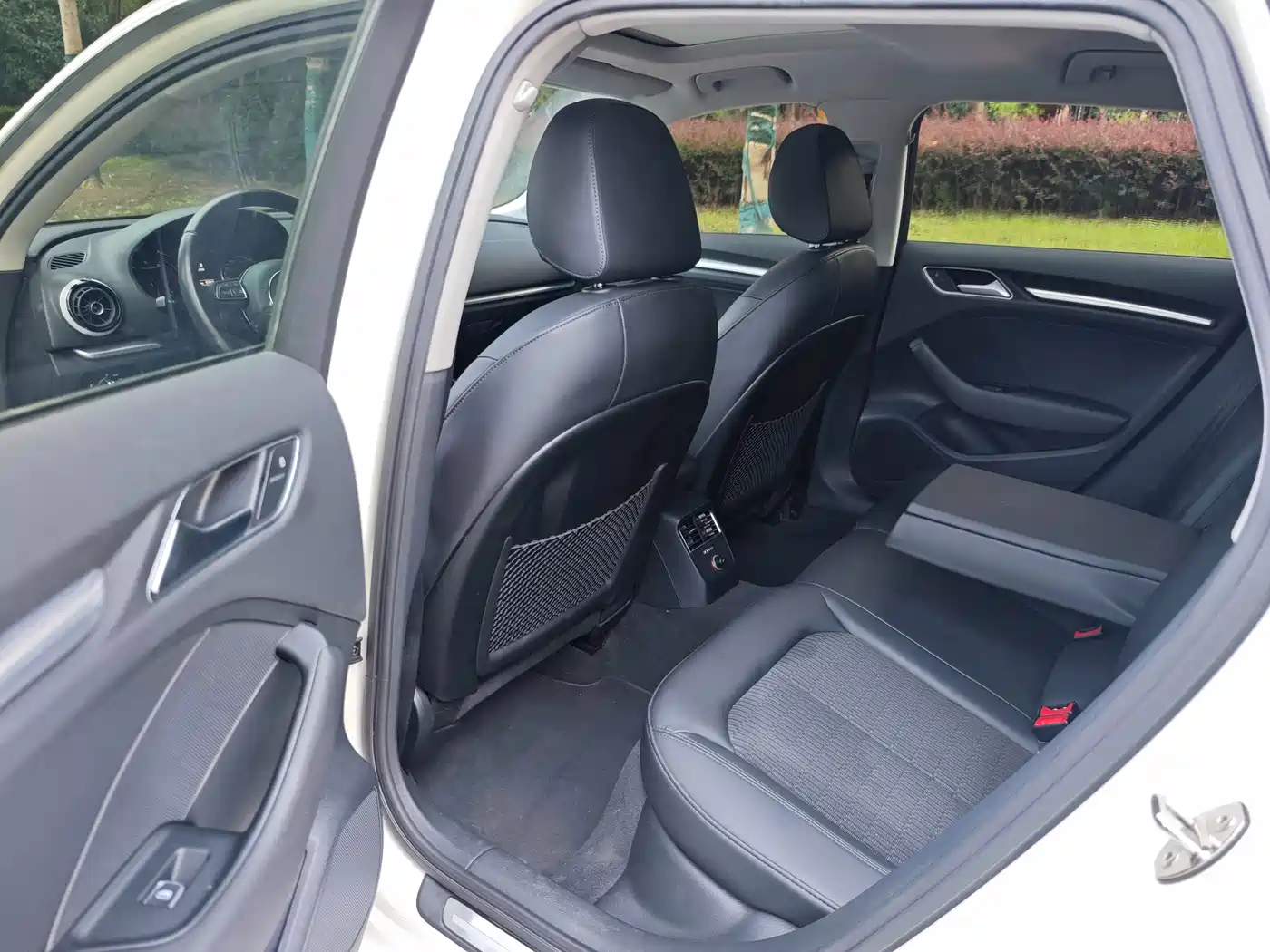 Audi A3 (Import) 2015 2014 Sportback 40 TFSI S line Comfort