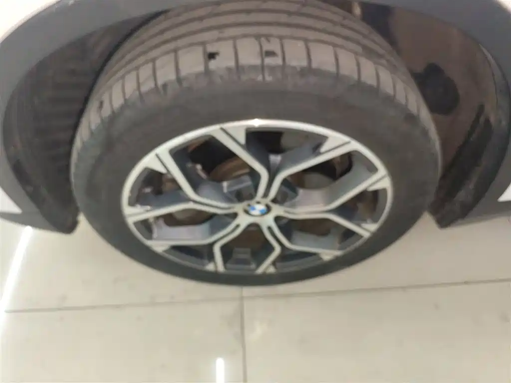 BMW X1 2021 sDrive25Li Leading фото 23