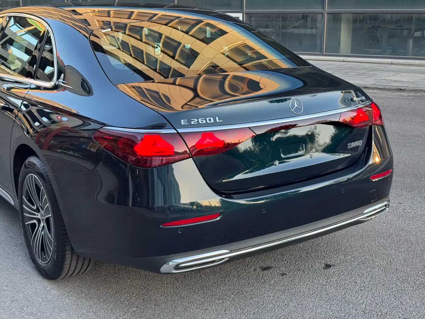 Mercedes-Benz E-Class 2024 Facelift E 260 L 4MATIC фото 23